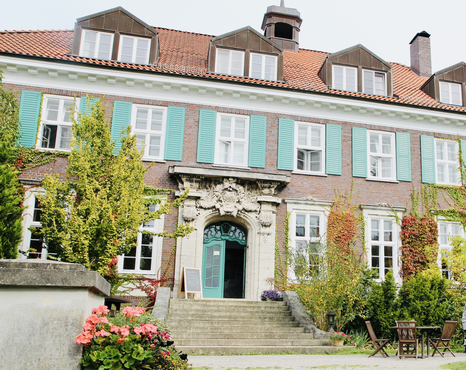 Das Hotel Gutshaus Stellhagen wurde Mitte der 1990er-Jahre als Biohotel mit eigener Landwirtschaft und Gesundheitszentrum eröffnet. Foto: Marlis Tautz